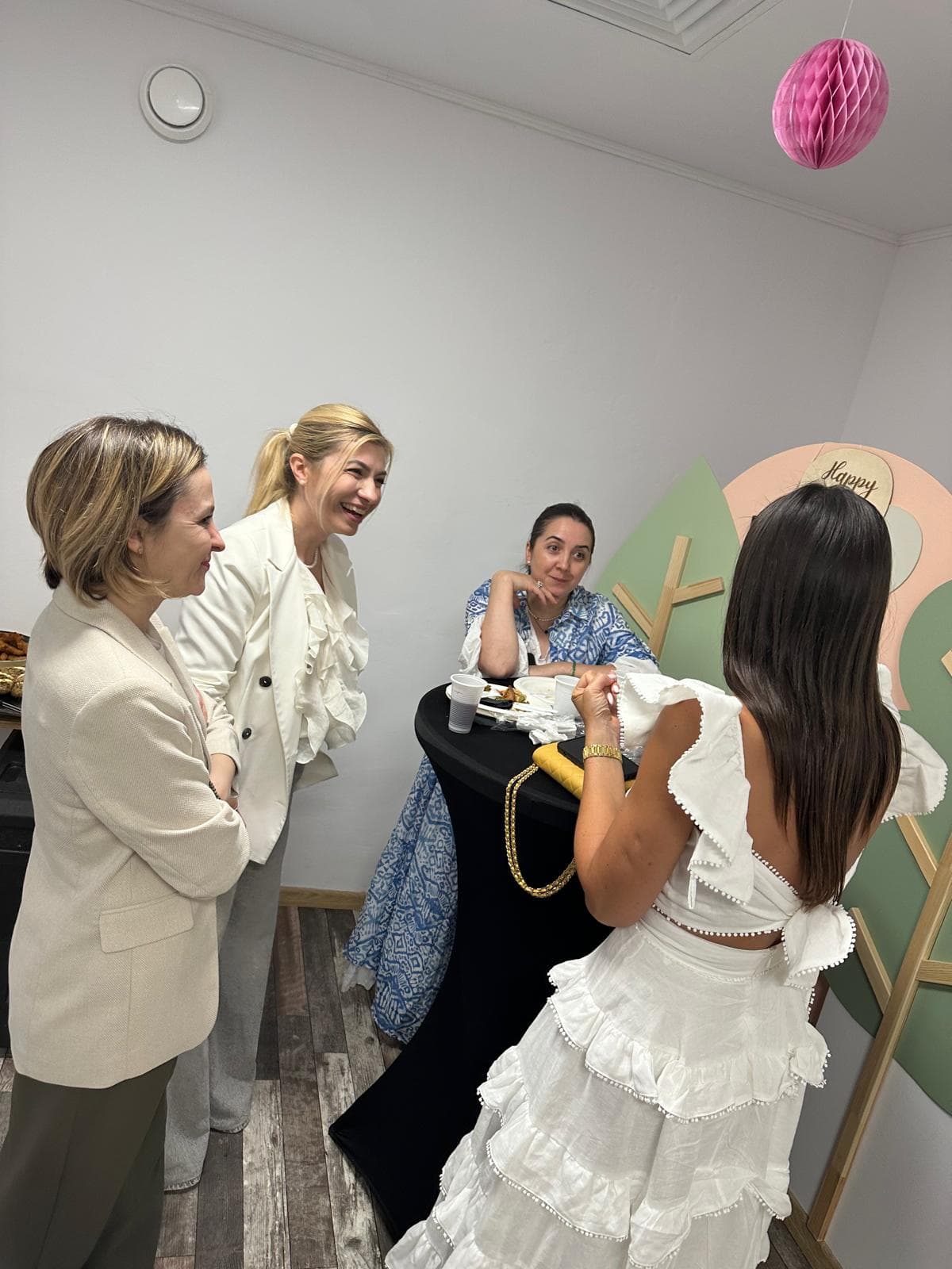 Mixmind members networking and laughing